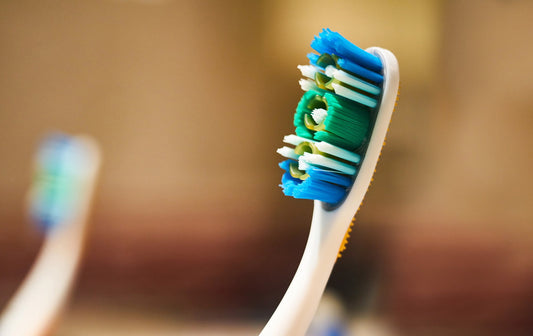 Natural Tooth & Mouth Spray Recipe for Dental Health