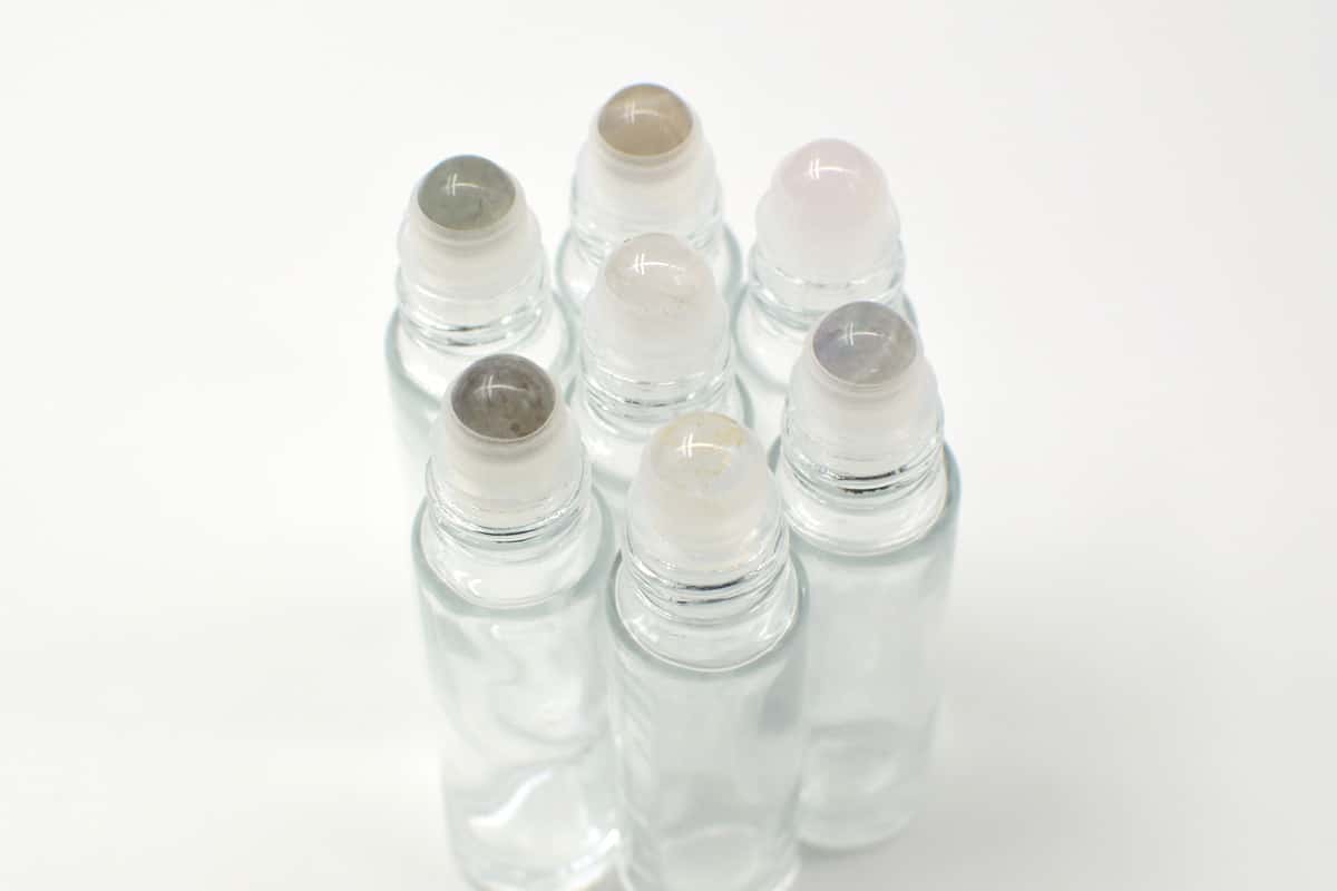 Quartz 10ml Essential oils: Semi-Precious Stone Rollerballs.